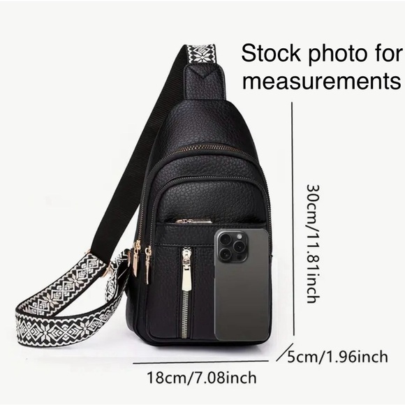 New Red Crossbody Sling Bag With Adjustable Guitar Strap Multiple Zip Pockets - Picture 7 of 12